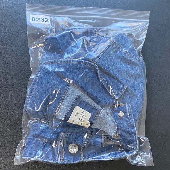 Wax Jean Womens Basic Denim Long Sleeve Pockets Collared Blue Cropped Jacket - Picture 4 of 4